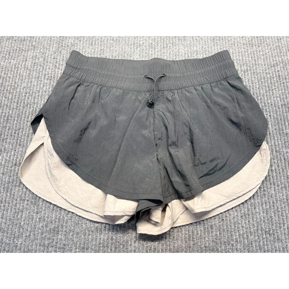 Peloton Womens Grey Beige Layered Running Shorts Size S Back Zip Pocket